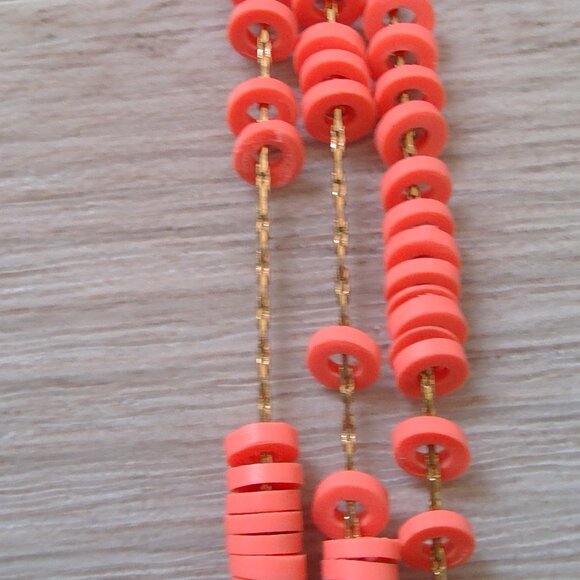 Cutie Coral Bead Necklace - Picture 4 of 4
